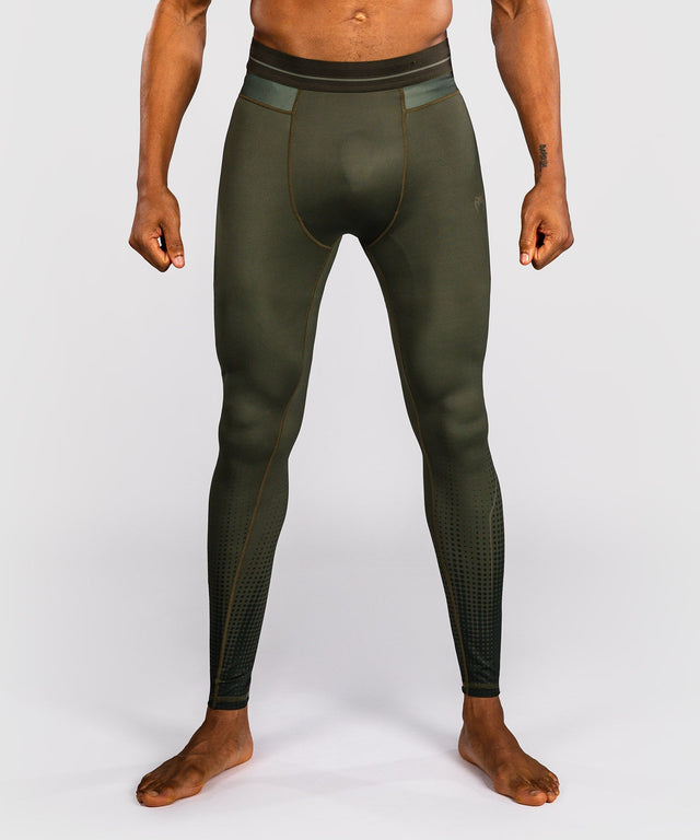 Shorts de compression Venum Stealth – Kaki/Vert armée