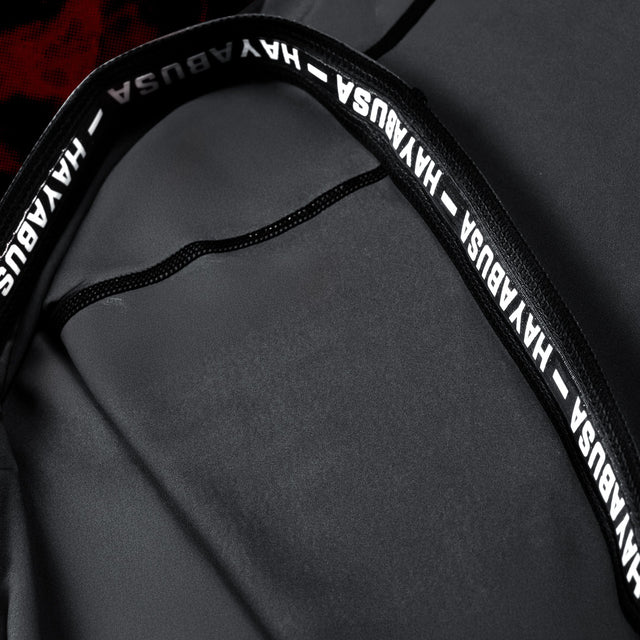 Rashguard Hayabusa x UFC BJJ Mangas Curtas Mulher – Preto/Vermelho