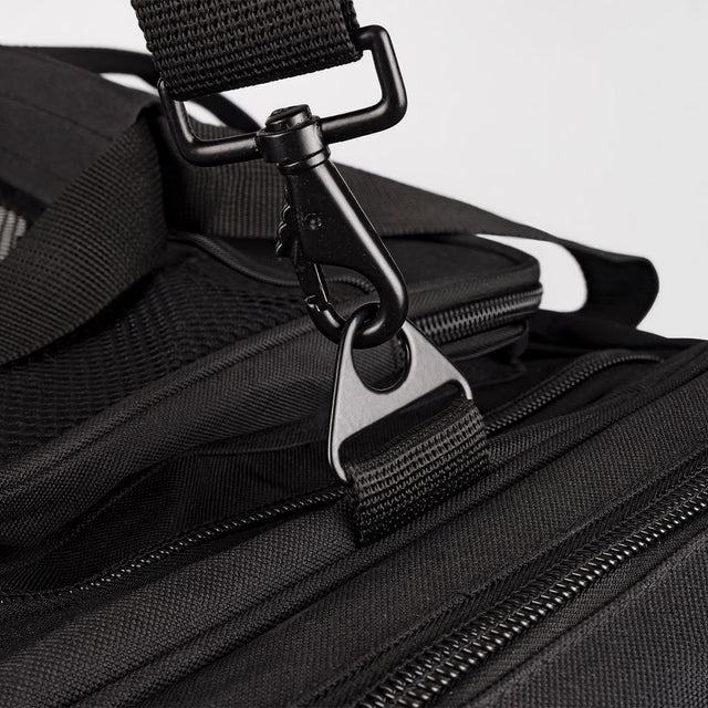 Bolsa de deporte 8 WEAPONS BIG 8 – Negro