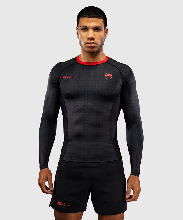 Rashguard Venum x Roger Gracie Mangas Compridas – Preto/Vermelho