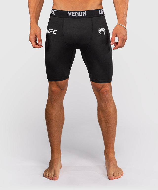 Calções de compressão Venum UFC – Preto