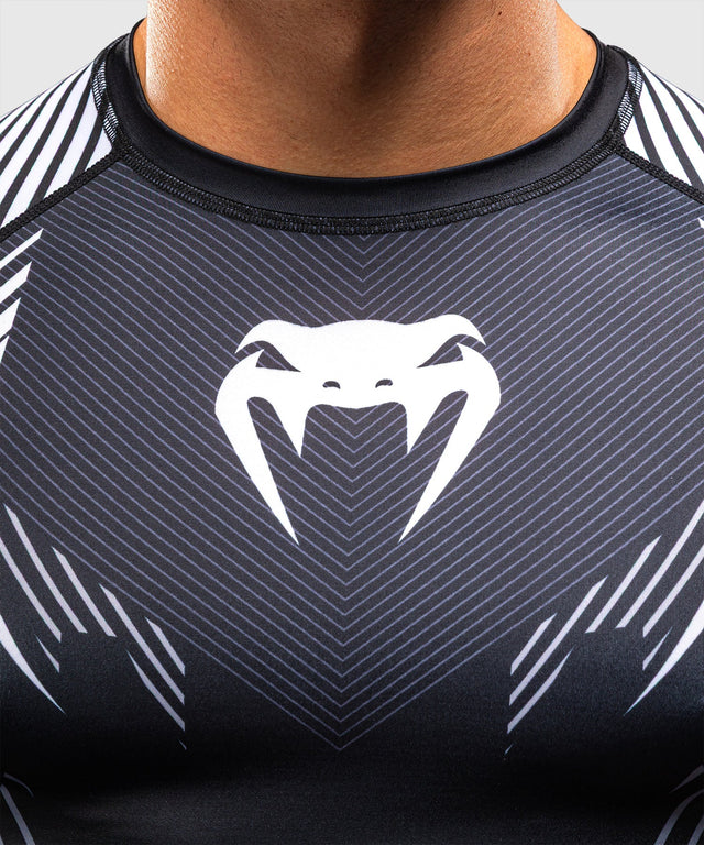 Venum Rashguard No-Gi 6.0 Lange Ärmel – Schwarz/Weiß