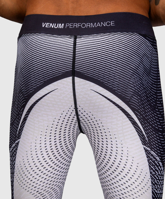 Pantaloncini a compressione Venum Galactic 3.0 – Bianco sporco/Nero