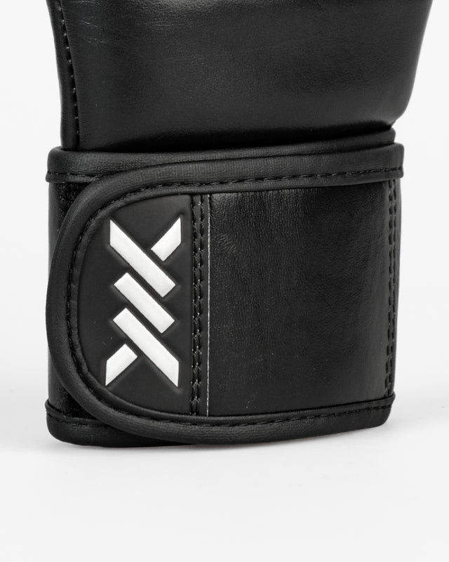Rękawice MMA Caged X Series – Czarne/Białe