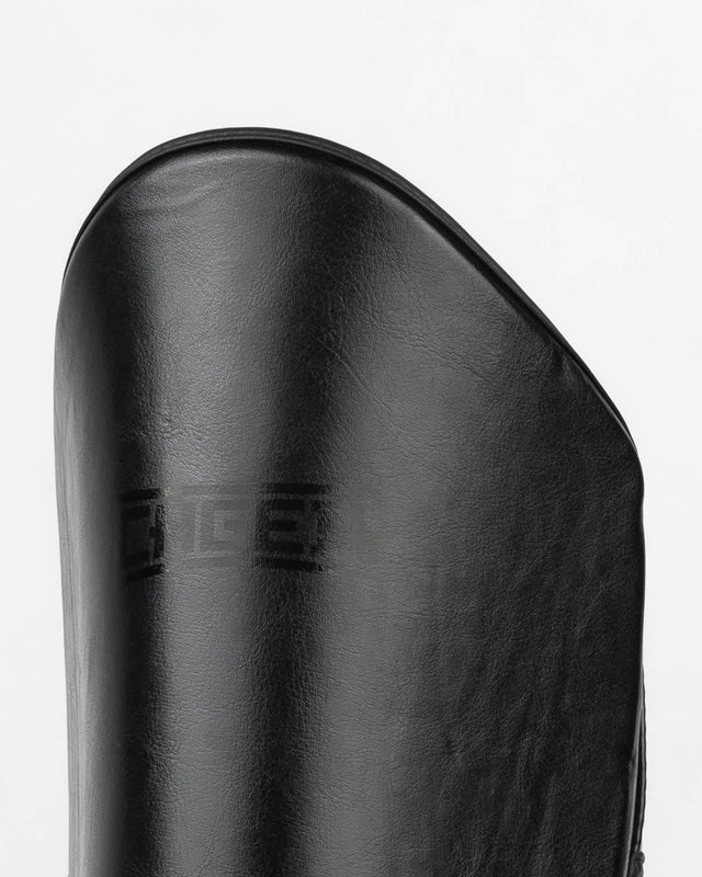 Caneleiras Caged Shadow – Preto/Preto