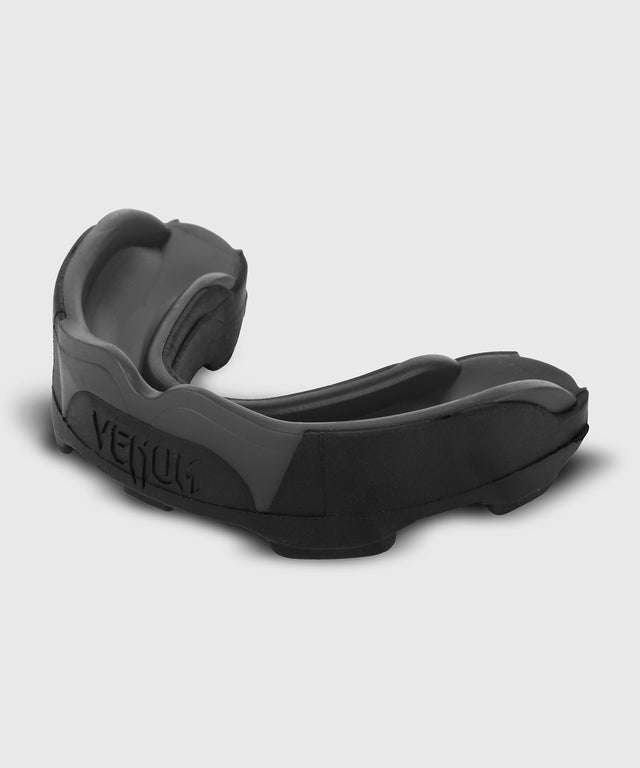 Protège-dents Venum Predator – Noir/Gris