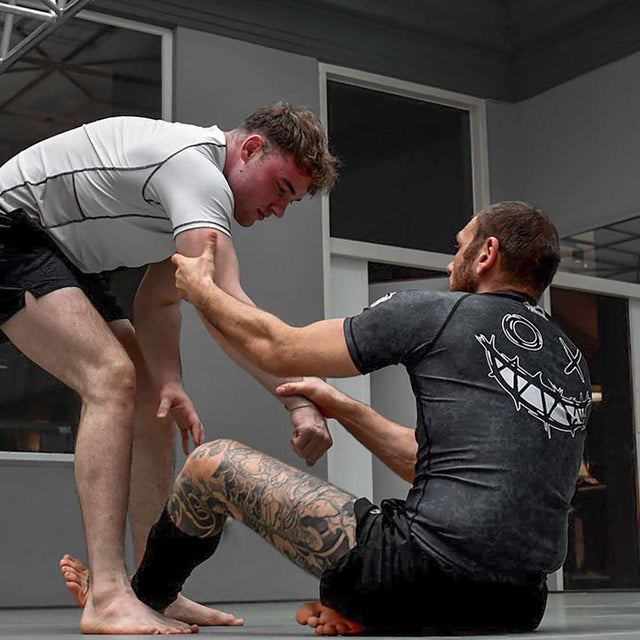 Rashguard Phantom Athletics EVO Serious – Negru