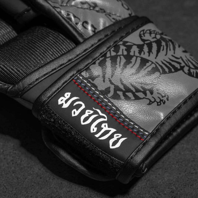Phantom Athletics MMA Sparringhandskar Muay Thai - Grå