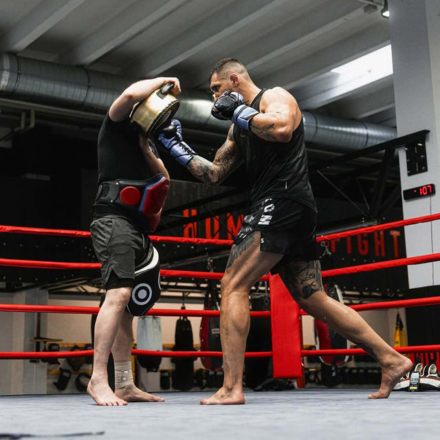 Spodenki Muay Thai Phantom Athletics Dobermann – Czarne