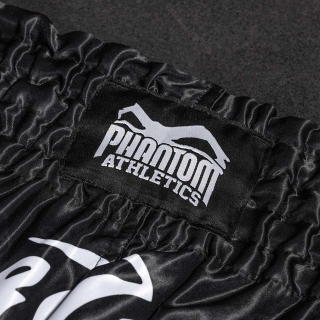 Calções de Muay Thai Phantom Athletics Sak Yant – Preto