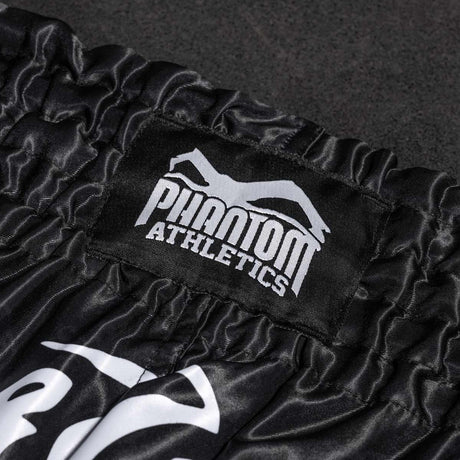 Phantom Athletics Muay Thai Shorts Sak Yant - Zwart