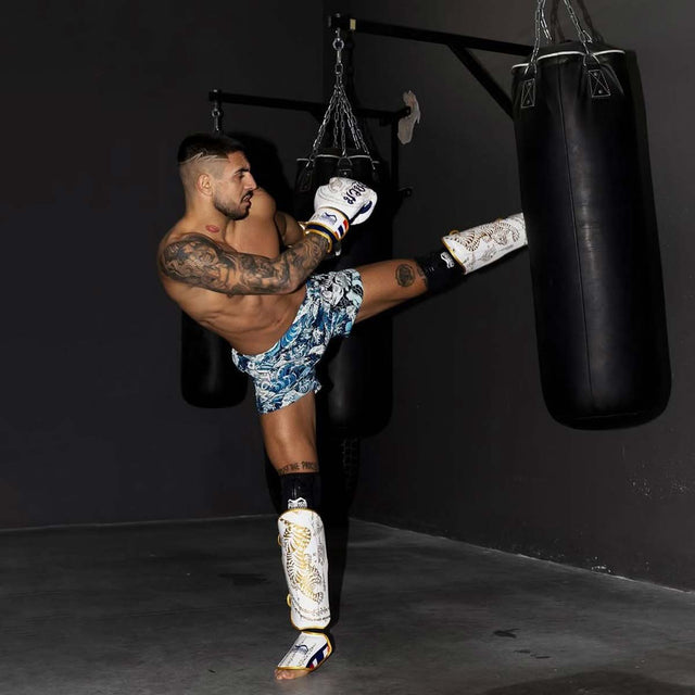 Paratibie Phantom Athletics Muay Thai – Bianco/Oro