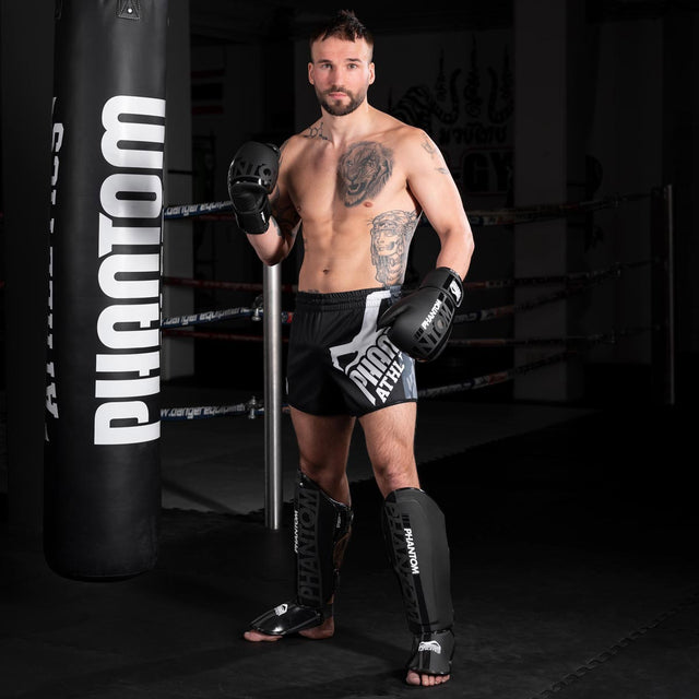 Phantom Athletics APEX Striking Benskydd – Svart