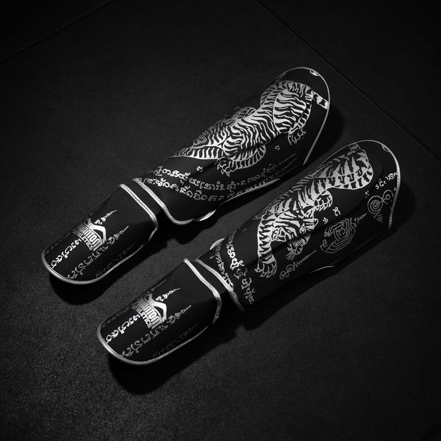 Espinilleras Phantom Athletics Muay Thai – Rojo