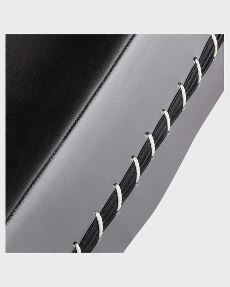 Pao Ringhorns Charger – Nero