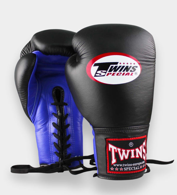 Guantoni da boxe Twins BGVLL1 con allacciatura – Nero/Blu