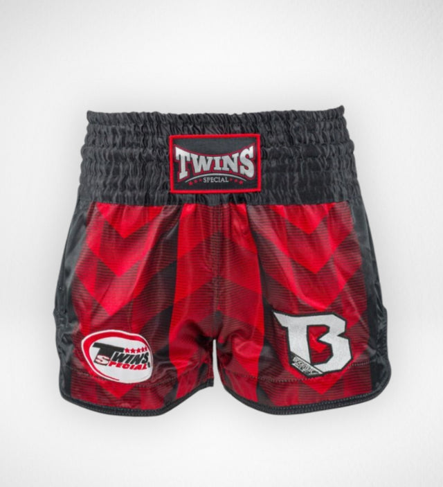 Pantaloncini Muay Thai Twins TBT3 – Rosso/Nero