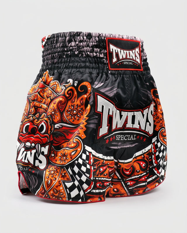 Twins Muay-Thai-Shorts TTBL Barong – Schwarz/Rot/Orange
