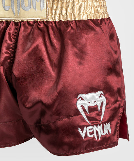 Pantaloni scurți de kickboxing Venum Classic 2.0 – Bordeaux Roșu/Aur/Alb