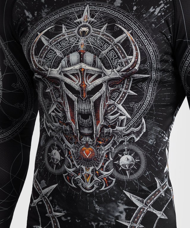 Rashguard Venum Gladiator 5.0 Mangas Compridas – Preto/Prata