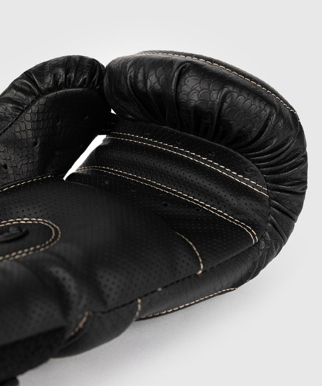 Mănuși de box Venum Impact Evo Scales – Negru