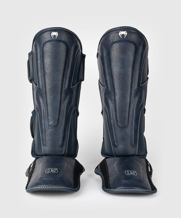 Protège-tibias Venum Impact Evo Scales – Bleu nuit