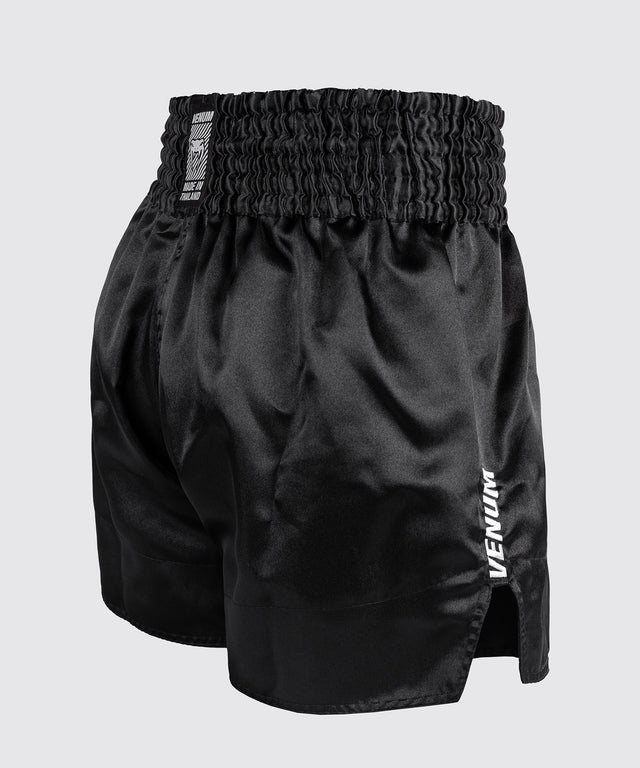 Venum Muay-Thai-Shorts Classic Evo – Schwarz/Weiß