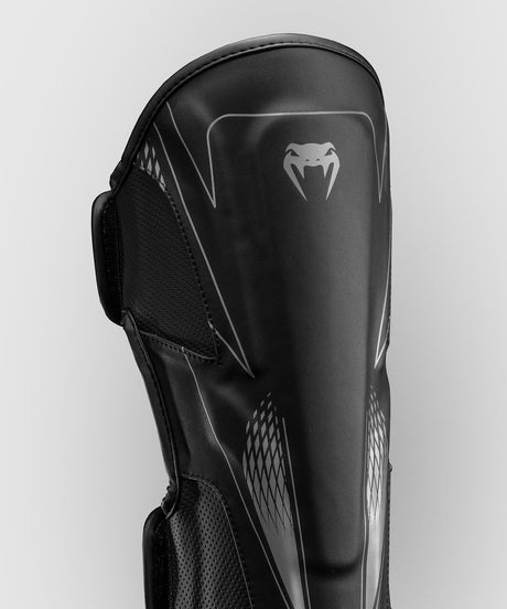 Venum Schienbeinschoner Amazonia Reborn – Schwarz/Grau
