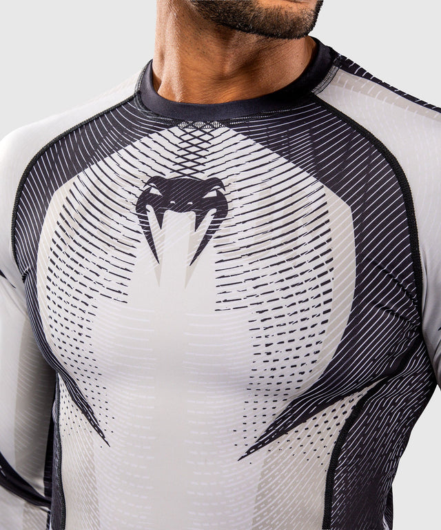 Rashguard Venum Galactic 3.0 Manches longues – Blanc cassé/Noir