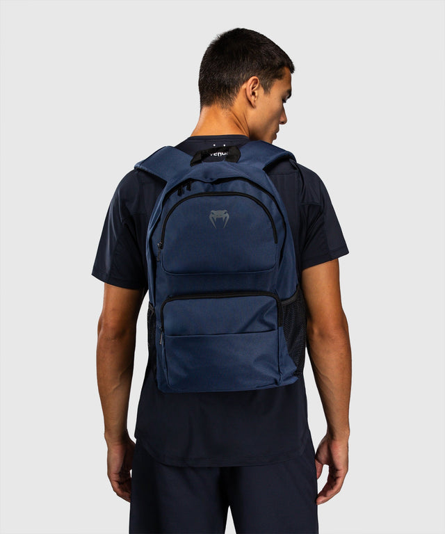 Venum Sportväska Essential L (24 L) – Marinblå