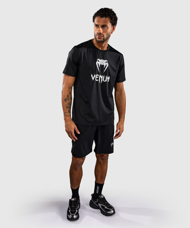 Camiseta Venum Classic Dry Tech – Negro/Plata