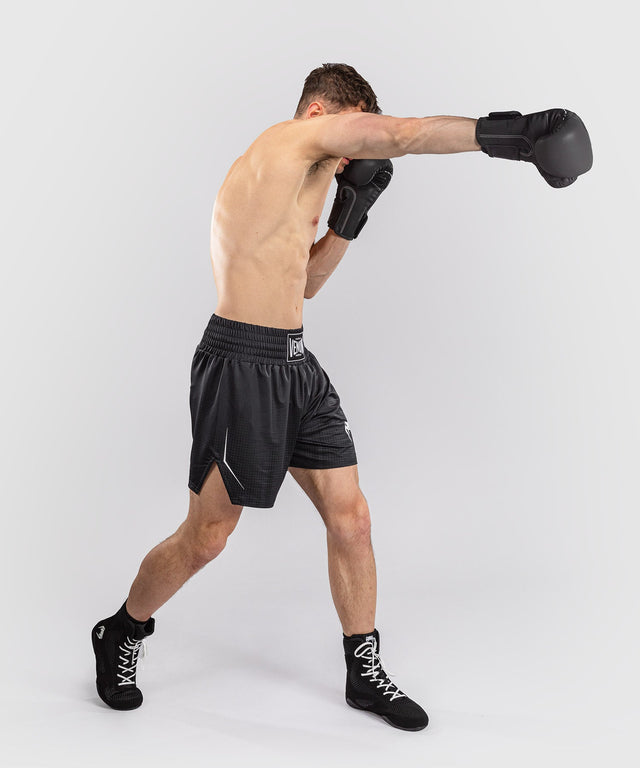 Pantaloncini da boxe Venum Stealth – Nero/Bianco