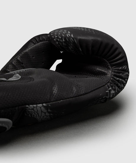 Mănuși de box Venum Matupa – Negru/Gri/Auriu - velcro