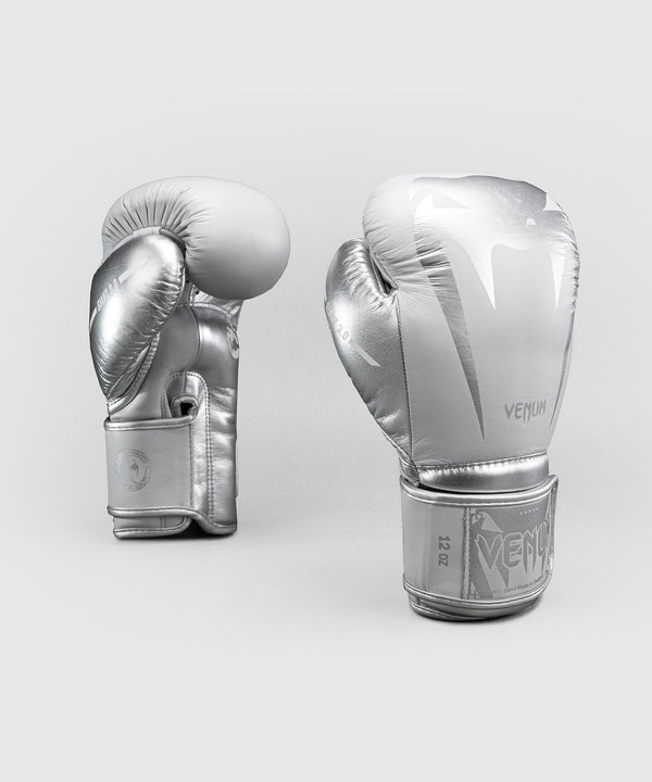 Mănuși de box Venum Giant 3.0 – Gri/Argintiu