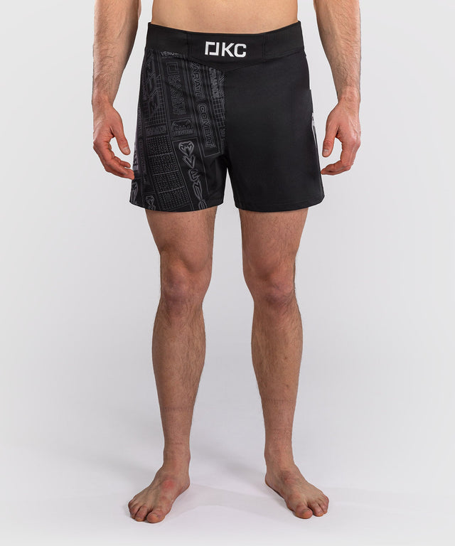 Venum MMA-shorts Karate Combat – Sort/Grå