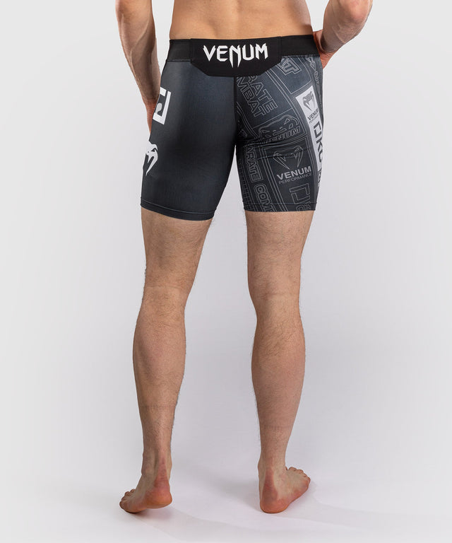 Shorts de compression Venum Karate Combat – Noir/Gris