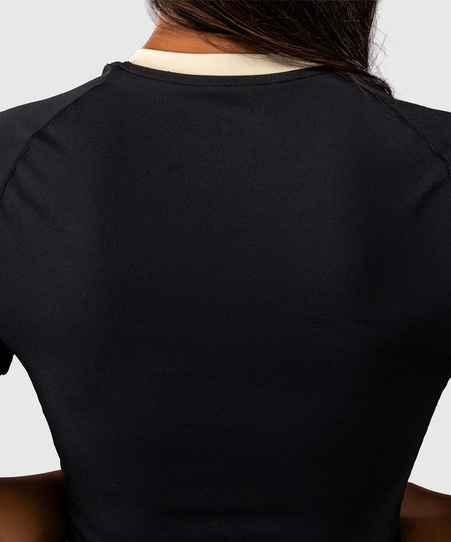Rashguard Venum Viper manga corta para mujer - Negro