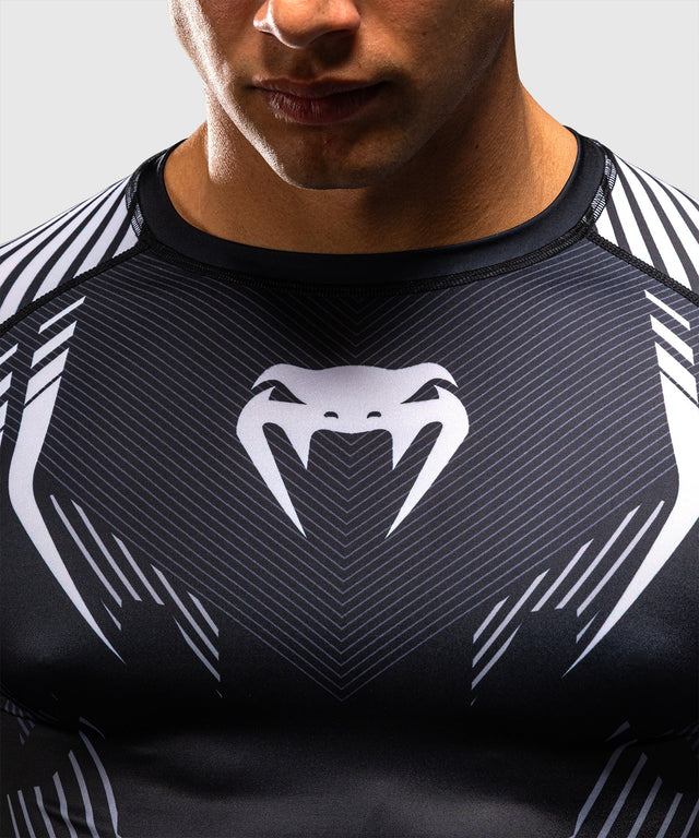 Venum Rashguard No-Gi 6.0 Lange Ärmel – Schwarz/Weiß