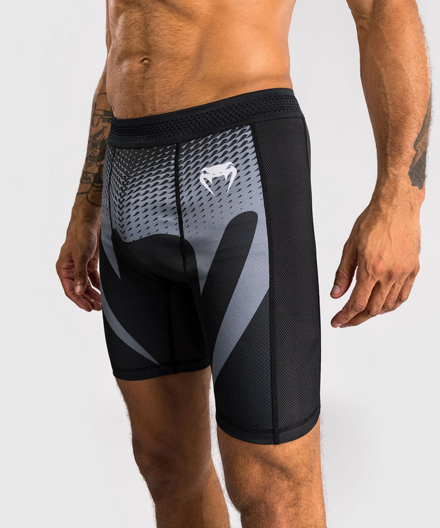 Pantaloncini Venum No Gi Vale Tudo – Nero/Argento