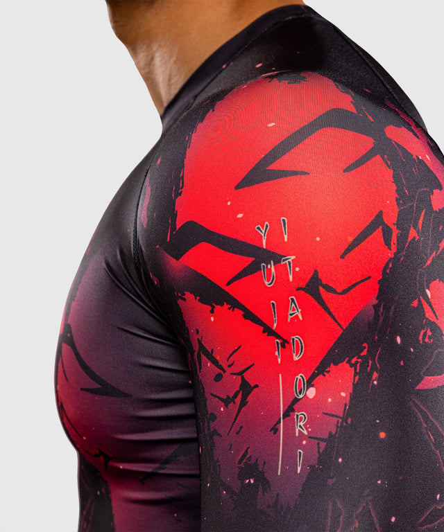 Rashguard Venum x Jujutsu Kaisen Itadori Maniche Lunghe – Nero/Rosso
