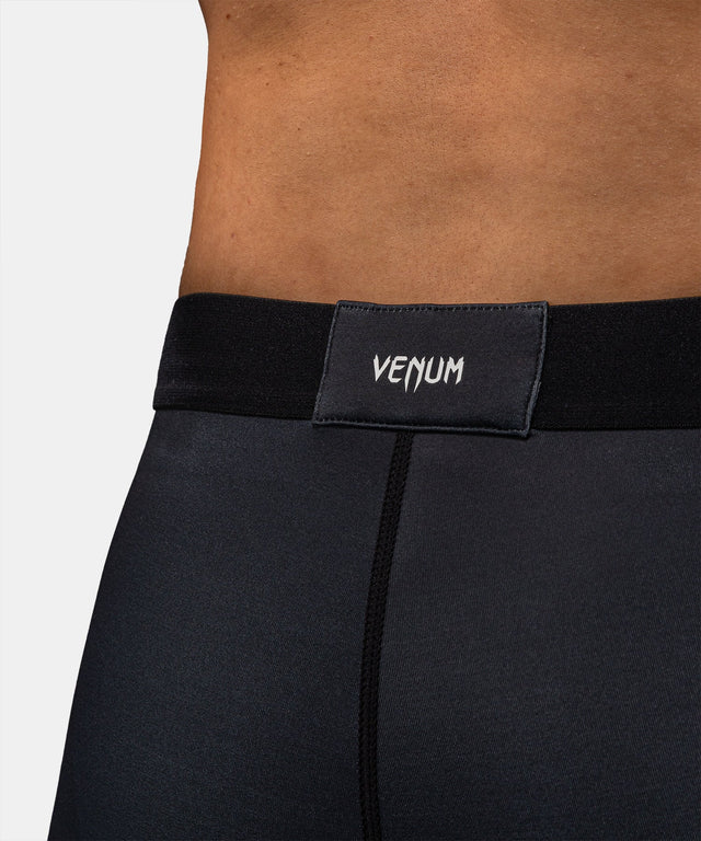 Pantaloncini a compressione Venum Streamline – Nero/Bianco