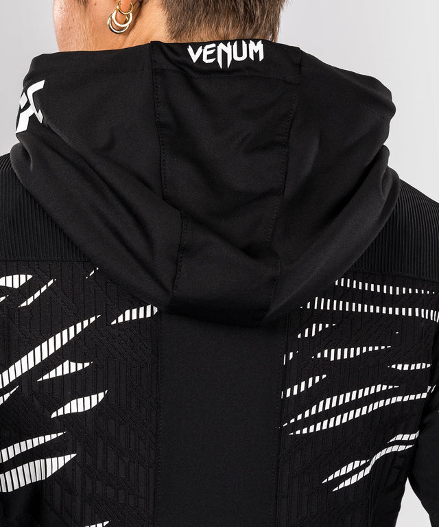 Sudadera Venum UFC Fusion para mujer by Authentic Fight – Negro