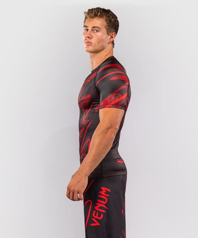 Venum Rashguard Crimson Viper 2.0 Korte Mouwen - Zwart/Rood