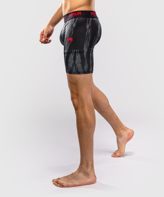 Venum Compression shorts Demon – Black/Grey (VENUM-06364-109)