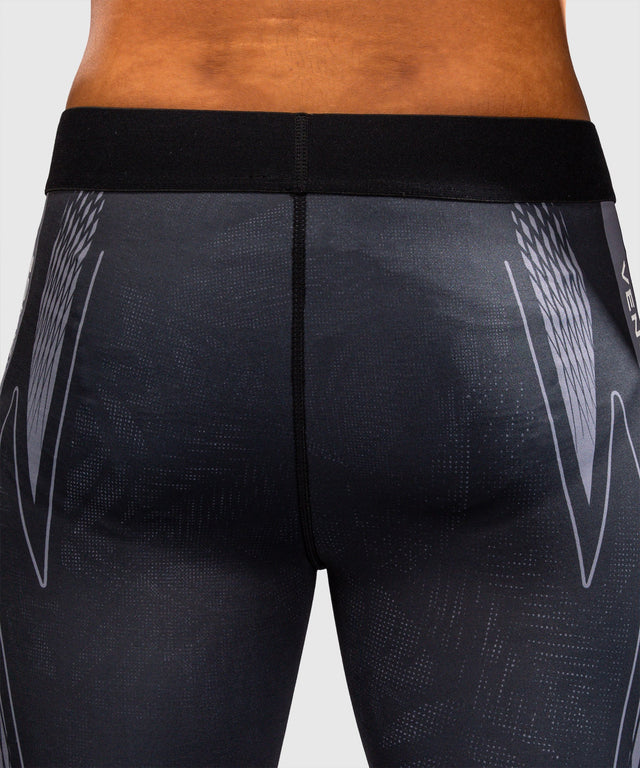 Pantaloncini a compressione Venum Amazonia Reborn – Nero/Grigio