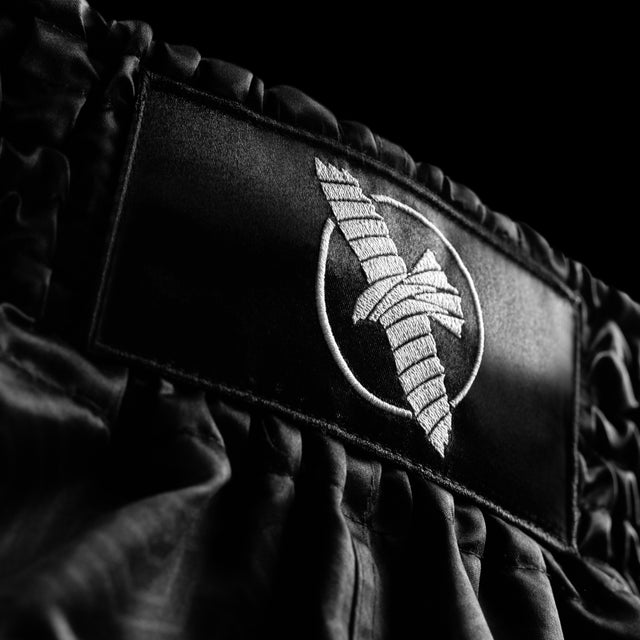 Spodenki Muay Thai Hayabusa Core – Czarne