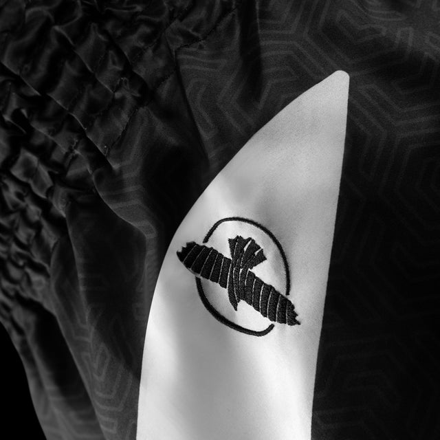 Spodenki Muay Thai Hayabusa Core – Czarne
