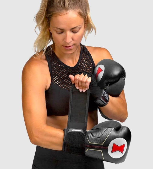 Hayabusa Boxningshandskar Black Widow – Svart/Guld – Boxningshandskar