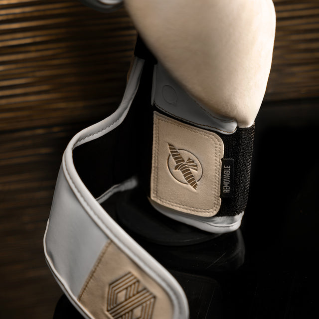 Hayabusa x Mayweather Boksehandsker Champ - Hvid/Guld