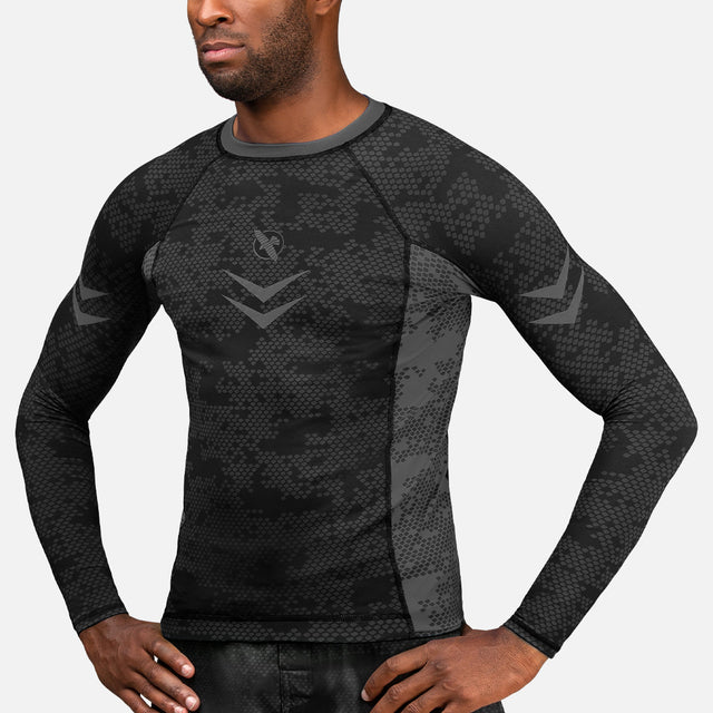 Rashguard Hayabusa Ranked Manga Larga – Negro